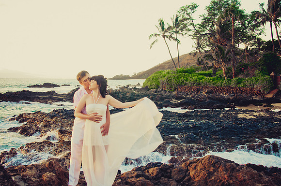Maui Photographers with Honeymoon Couple