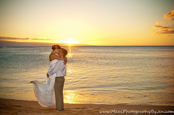 Wedding Photography in Maui at Napili Bay