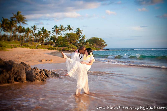Wedding Photography in Maui By Jen