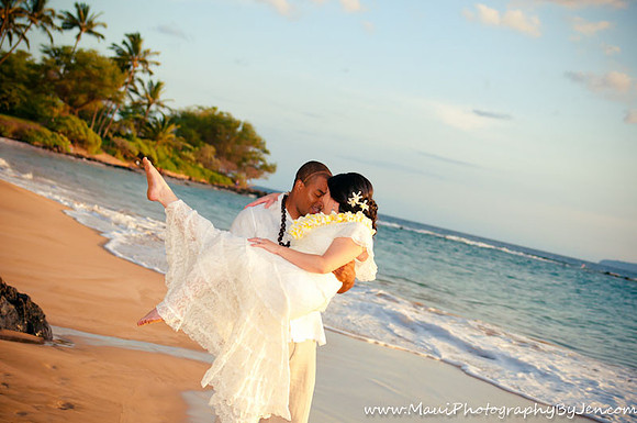 Wedding Photography in Maui By Jen
