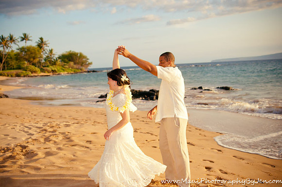 Wedding Photography in Maui By Jen