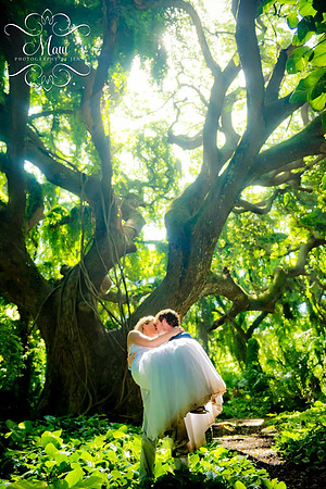 Maui Photographers Wedding Couple Best
