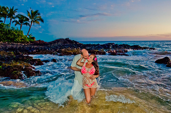 Honeymoon Photographer in Maui