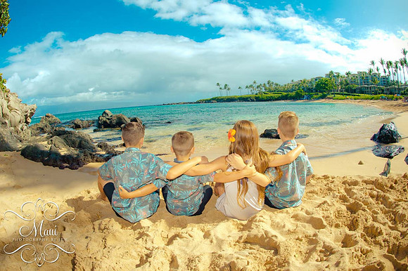 Photographers in Maui Captures Family