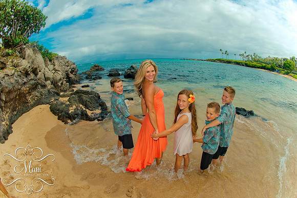 Photographers in Maui Captures Family