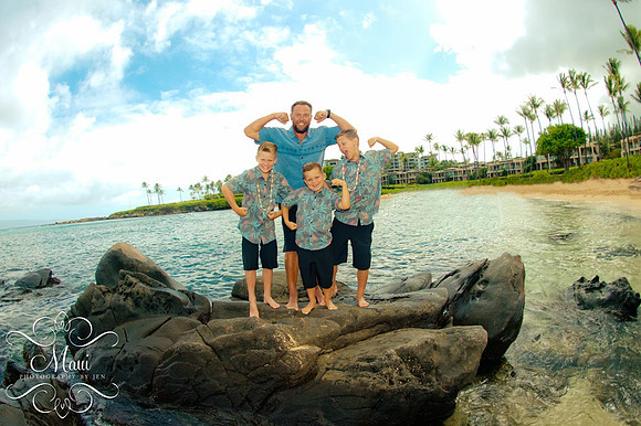 Photographers in Maui Captures Family